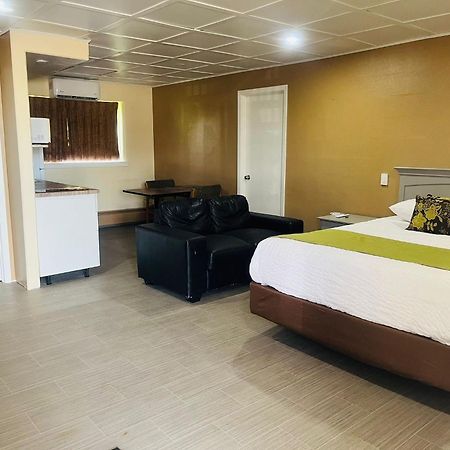 Travelodge By Wyndham Moose Jaw Buitenkant foto