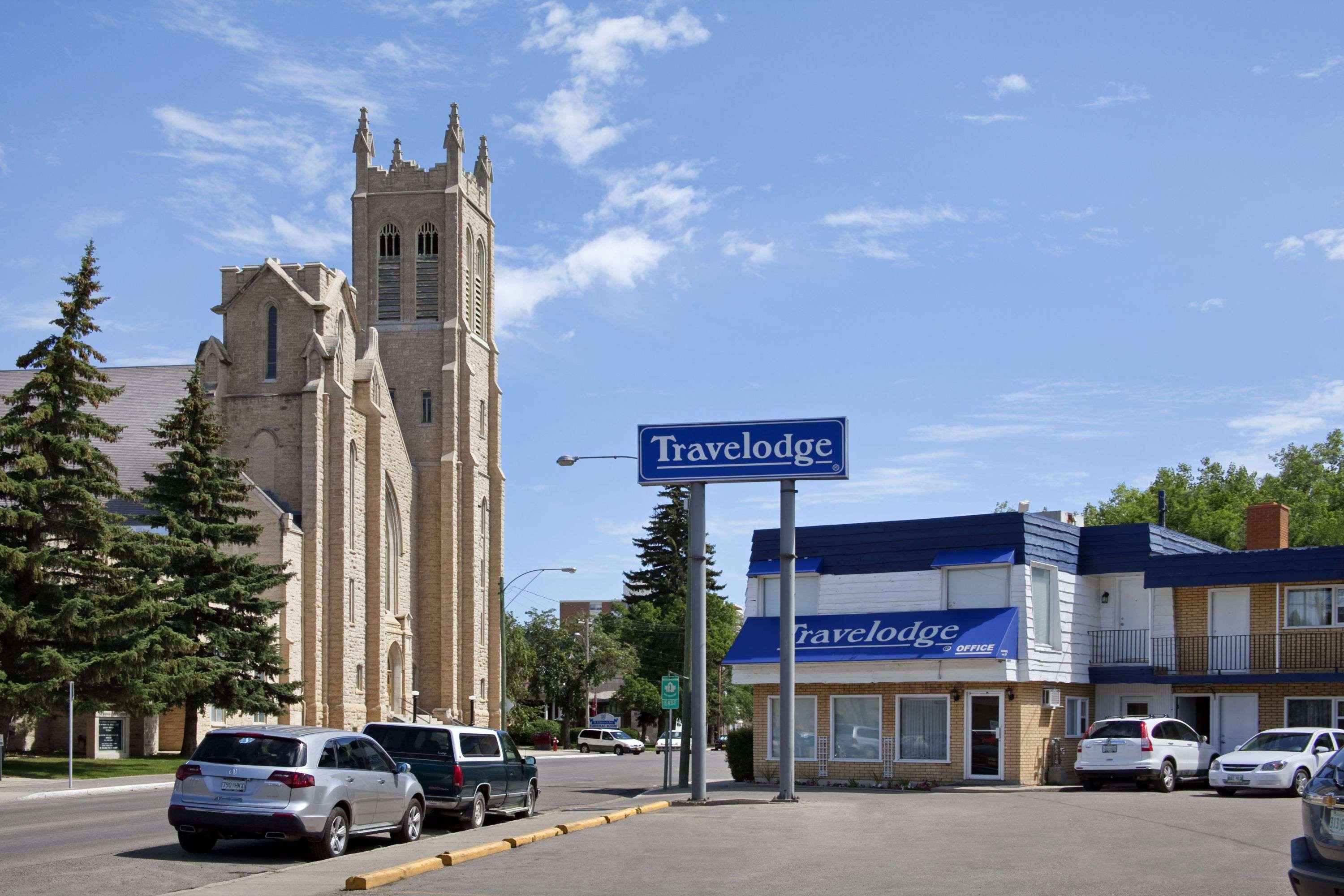 Travelodge By Wyndham Moose Jaw Buitenkant foto