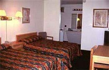 Travelodge By Wyndham Moose Jaw Kamer foto